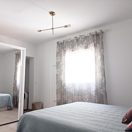 Apartamento Entero Con Solarium En Sabinillas, Con Piscina Y Al Lado Del Puerto De La Duquesa Манилва Екстериор снимка