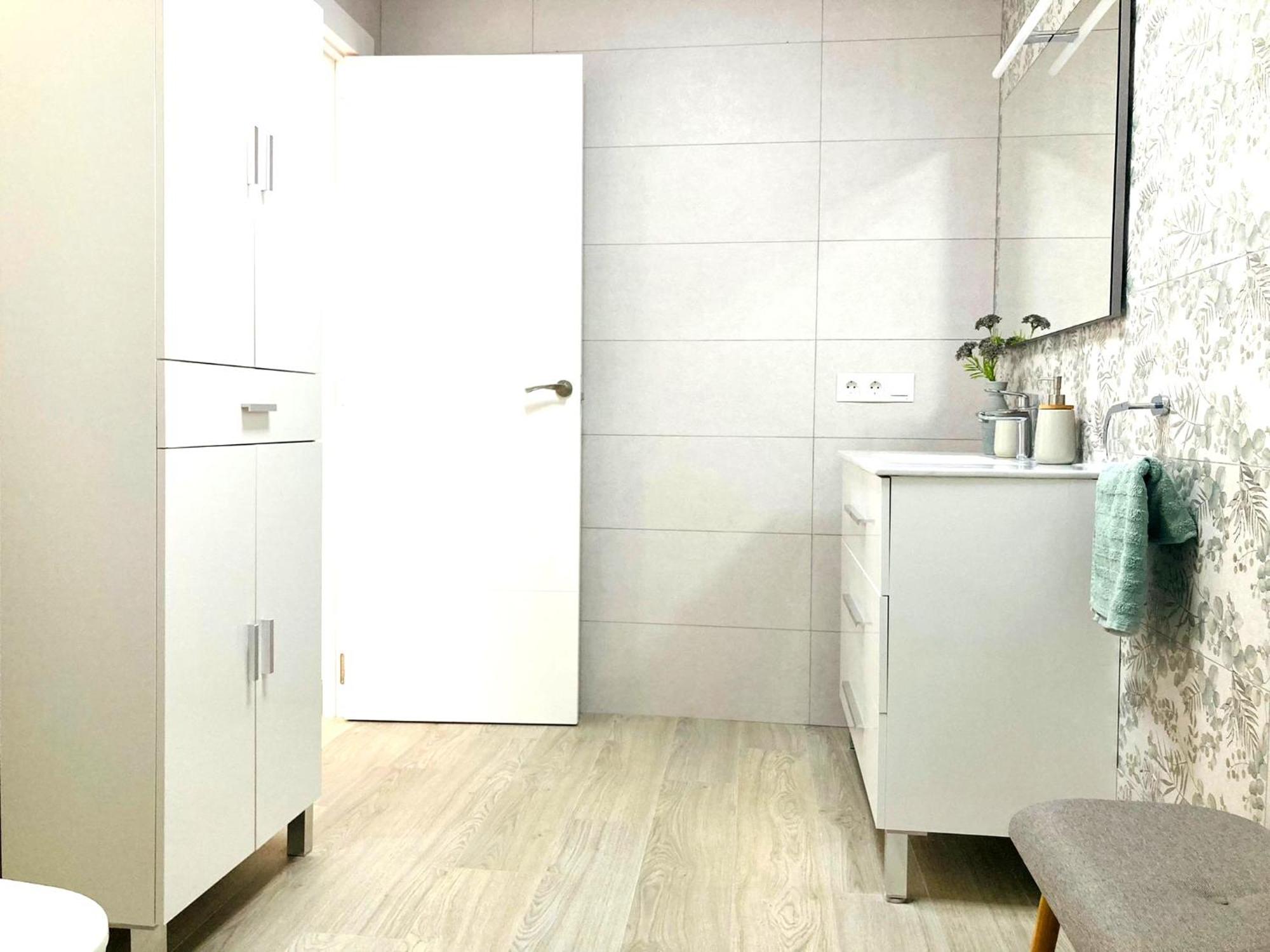 Apartamento Entero Con Solarium En Sabinillas, Con Piscina Y Al Lado Del Puerto De La Duquesa Манилва Екстериор снимка